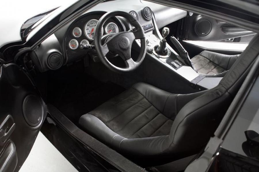 Интерьер Factory Five Racing GTM 2007 года  (фото 8 из 8)